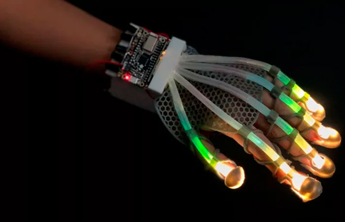 VR перчатки с тактильными ощущениями - новости VR перчатки | apptoday.ru