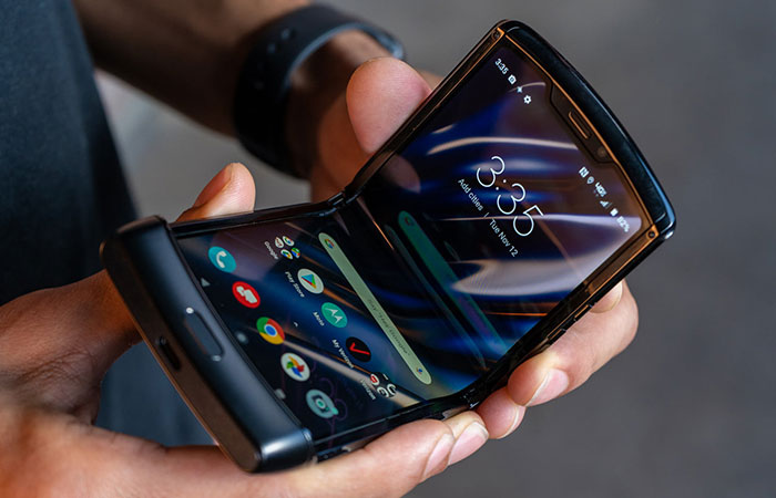 смартфоны 2020 Motorola RAZR | apptoday.ru